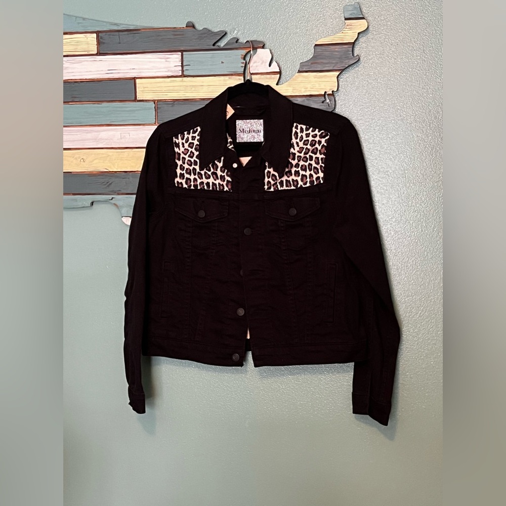Jean Jacket Upcycled - Picture 2 of 5